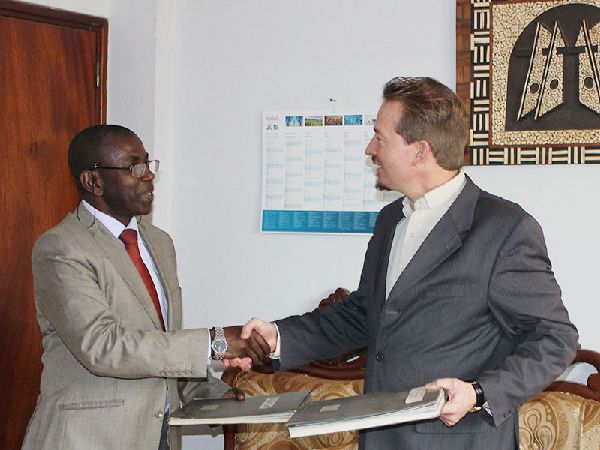 Signature agreement EUCLID with University of Bangui